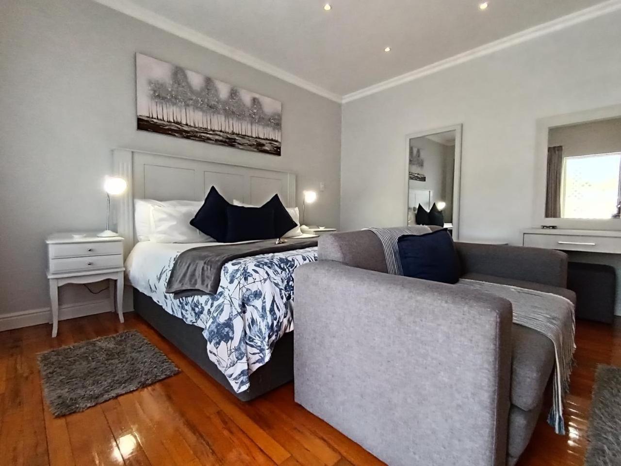 On The Bay Bed and Breakfast Port Elizabeth Exteriör bild