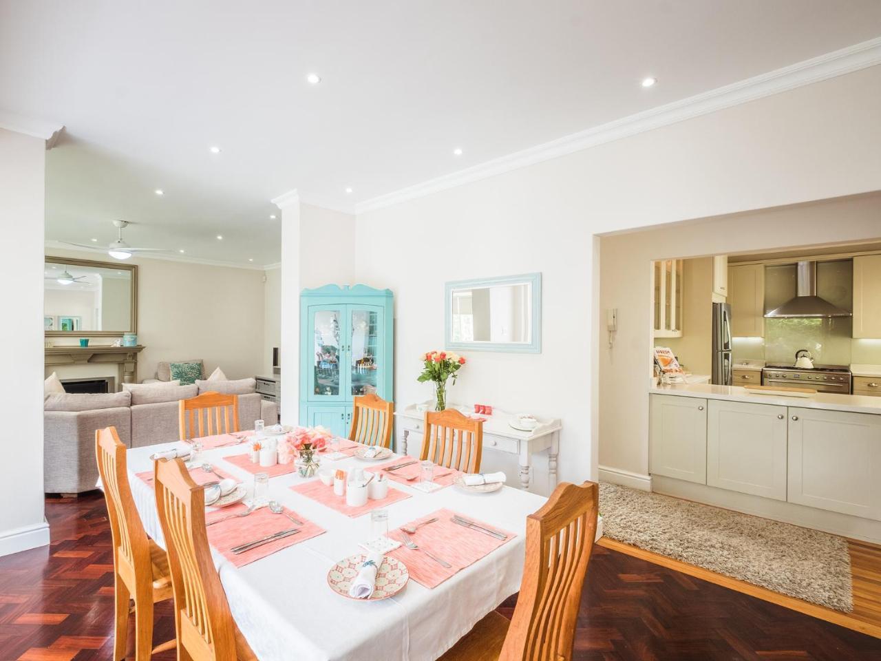 On The Bay Bed and Breakfast Port Elizabeth Exteriör bild